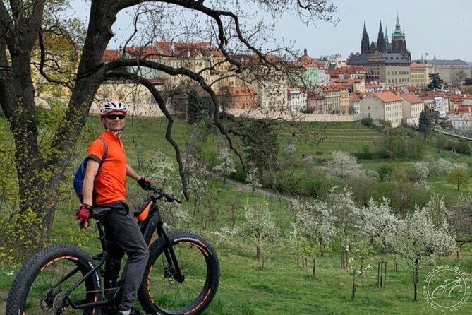 FAT TIRE E-BIKE GREAT TOUR - river, parks & panoramic views tour - Crossing the Iconic Charles Bridge