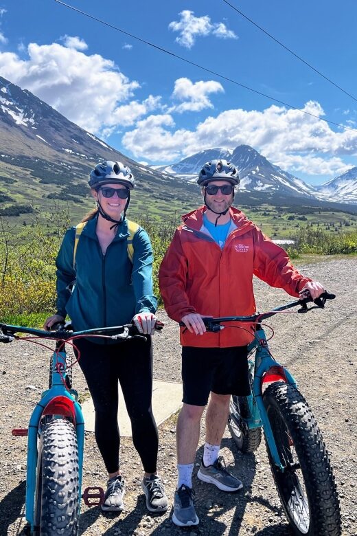 Fat Tire MTB in Chugach State Park Tour - Expertise of Guides and Interpretive Insights