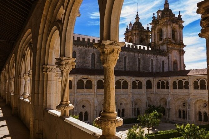 Fátima, Batalha, Alcobaça and Nazaré Private Tour - Marvel at Gothic Grandeur at Batalha Monastery