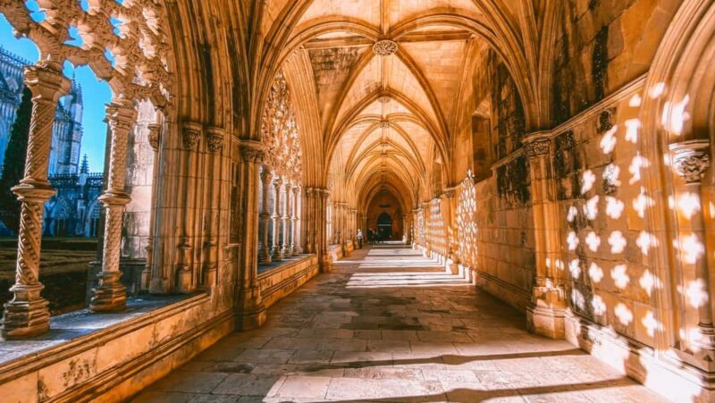 Fátima, Batalha & Alcobaça: The Complete Cultural Experience - Guided Tours in Multiple Languages