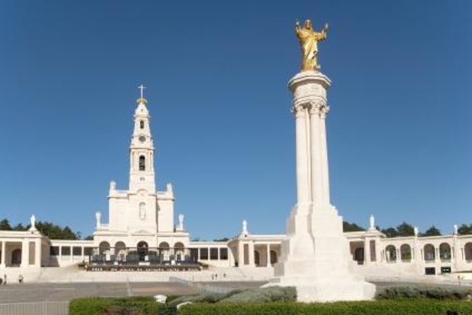 Fátima Day Tour - Explore Portugal’s Sacred and Historic Sites in a Comfortable Day Trip
