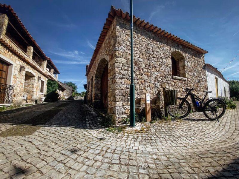 Fátima E-bike tour - Exploring Fátima and Its Sacred Atmosphere