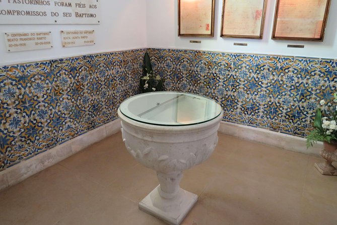 Fatima Experience® - Exploring the Basilica of the Holy Trinity