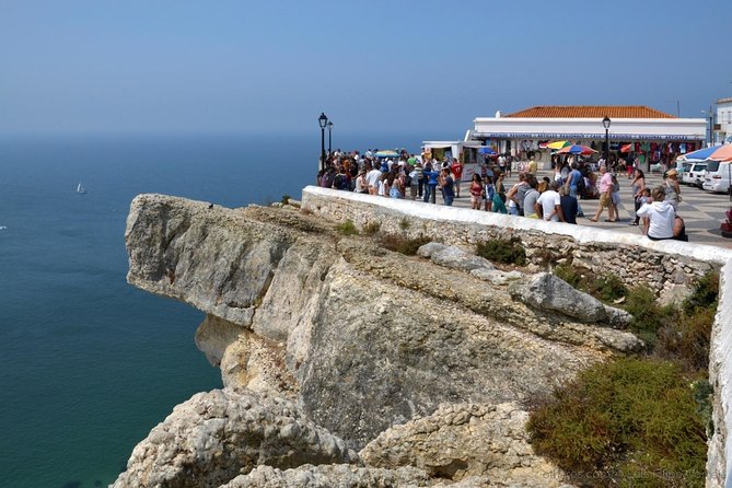 Fátima Full Day Trip from Lisbon in Private Vehicle - Guide Quality and Guest Experience