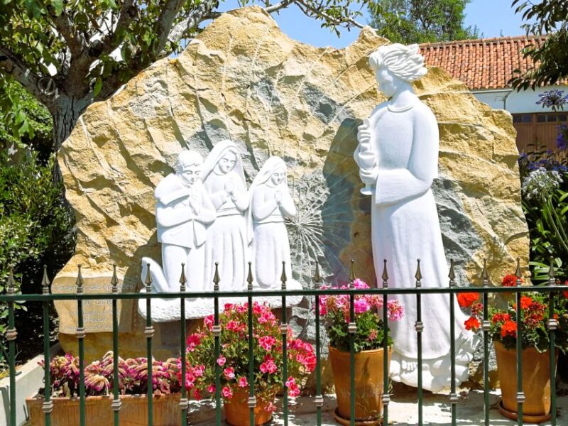 Fátima: Highlights of the pilgrims in half day private tour - Considerations and Who Will Appreciate This Tour