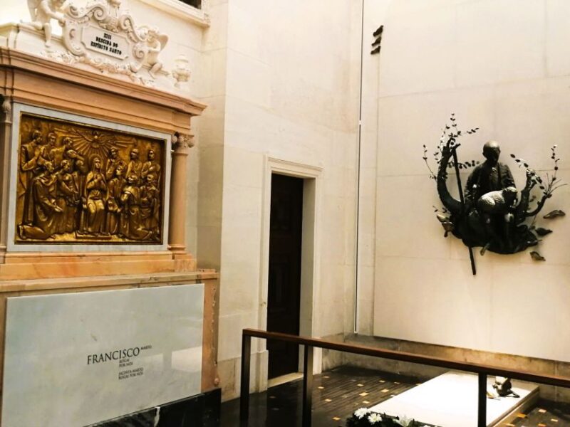 Fátima: Highlights of the pilgrims in half day private tour - Fatima’s Living Legacy: A Deep Spiritual Connection