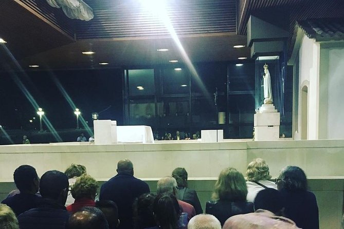 Fátima Message Private Tour with Candle Procession from Lisbon - Returning to Lisbon: Late-Night Drop-Off