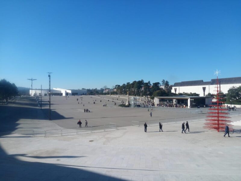 Fátima, Óbidos & Nazaré | Full Day Private Tour - Key Points