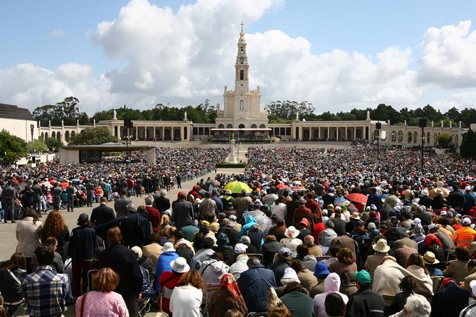 Fatima Private Half day Tour - The Experience of Attending Mass in Fatima