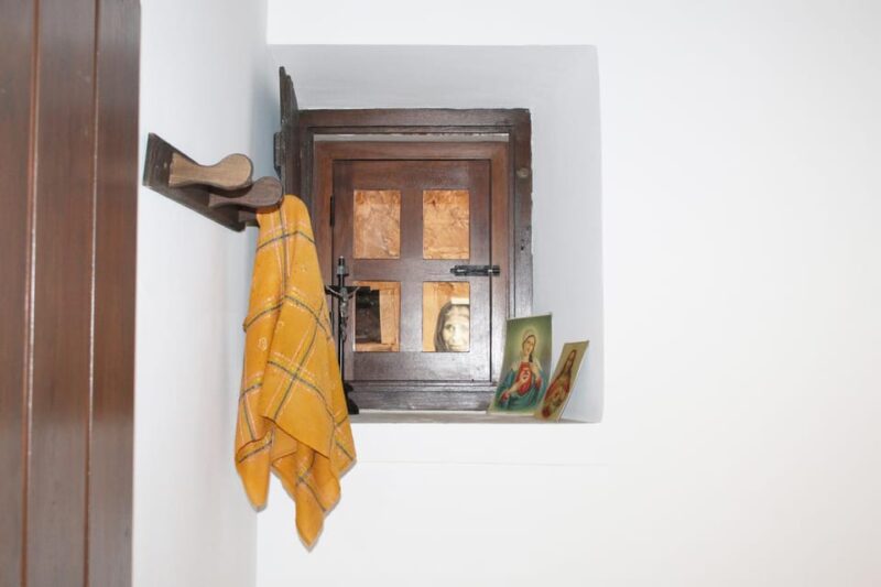 Fátima: Sanctuary and Aljustrel Village, Private Guided Tour - Return to Fátima Sanctuary