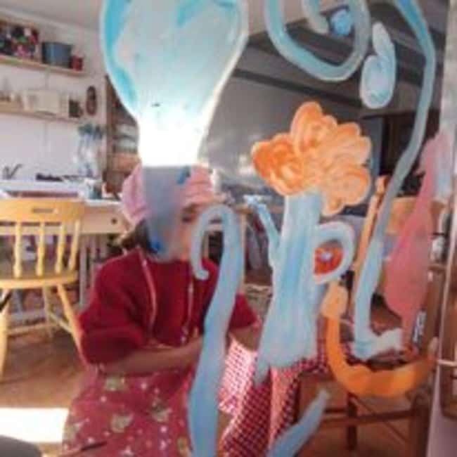 Faux La Montagne : Le Nid d'Art : English art workshops for children - Accessibility and Booking Options