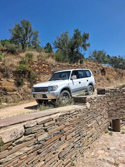 Favaios: Discover the Douro's hidden sweet secret, starting in Porto - Discover the Douros Sweet Secret with a Full-Day Private Tour from Porto