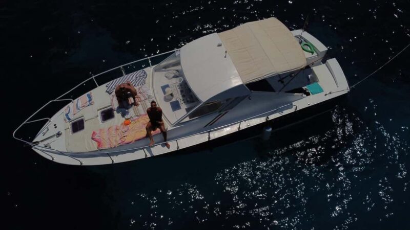 Favignana and Levanzo with Elisabetta II - Favignana and Levanzo with Elisabetta II: A Scenic Snorkeling Adventure in Sicily