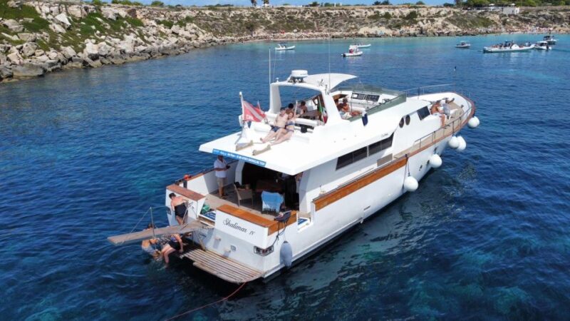 Favignana e Levanzo: tour condiviso Yacht Shalimar IV - Practical Details: Duration, Group Size, and Weather