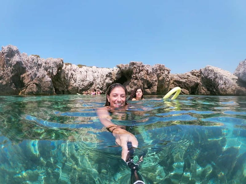 Favignana, Excursions by Dinghy from Marsala - Crossing to Levanzo: Small Harbour and Coastal Views