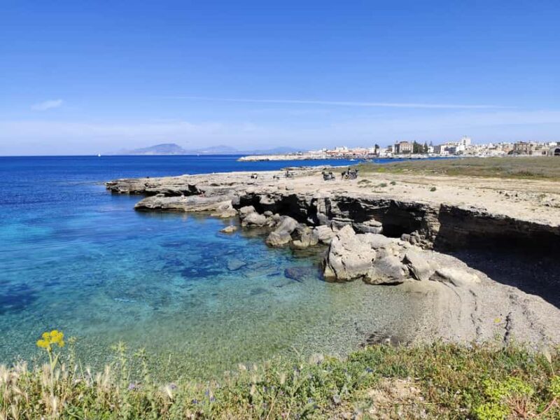 Favignana: Hidden gems walking tour - Stories of pirates and noble patrons