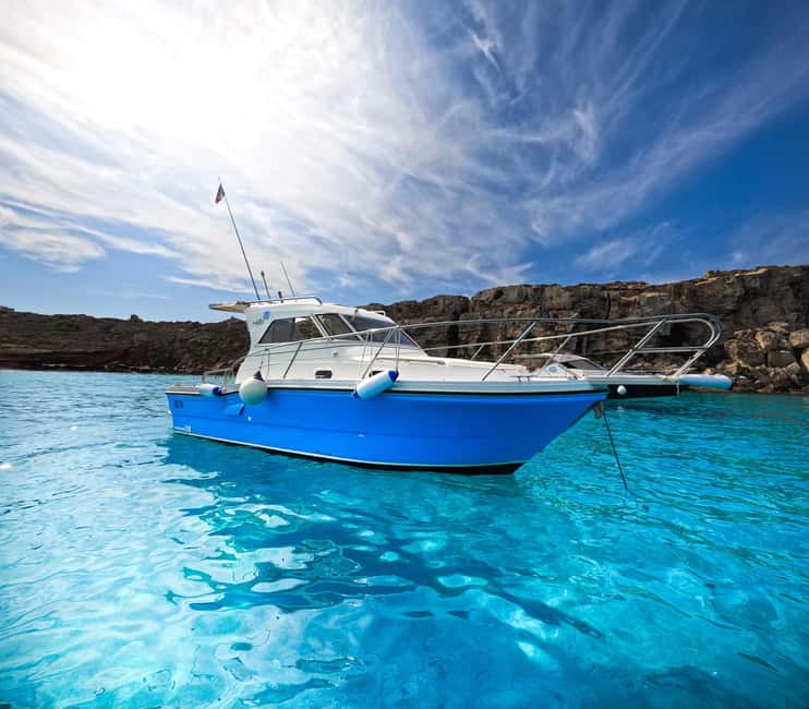 Favignana: shared boat tour with lunch on board - Key Points