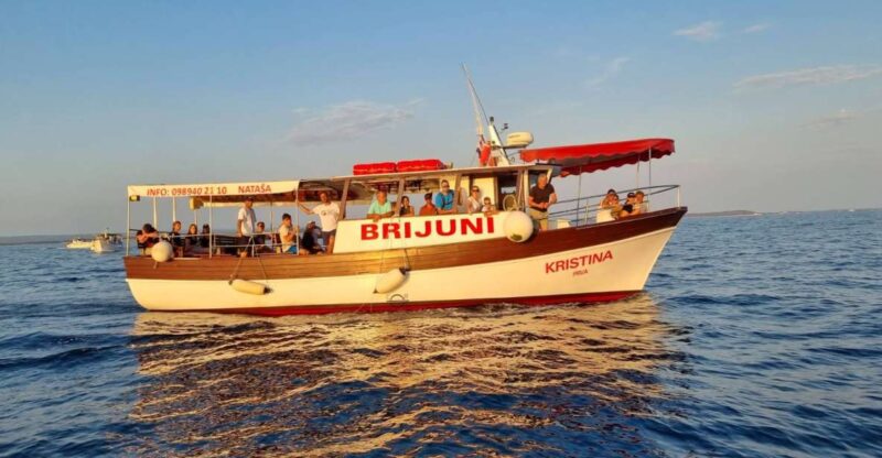 Fazana: dolphin safari and sightseeing in Brijuni at sunset - Accessibility and Restrictions