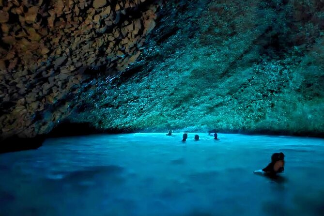 Fd boat-trip Medulin - Blue cave - Cres + lunch + dolphin search - An Exciting 9-Hour Day Out from Pula to Cres and the Blue Cave