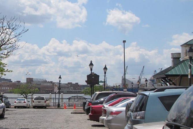 Fells Point Food Tour in Baltimore - The Guides Style and Local Knowledge