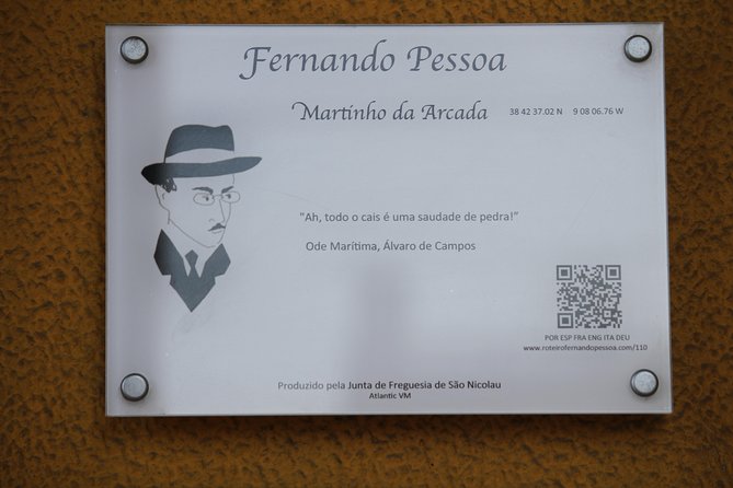 Fernando Pessoa Lisbon Walking Tour - Logistics and Meeting Points in Central Lisbon