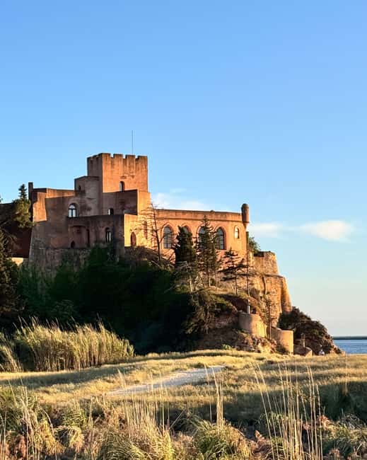 Ferragudo: Guided Walking Tour with Scenic Views - Accessing Historical Landmarks and Cultural Sites