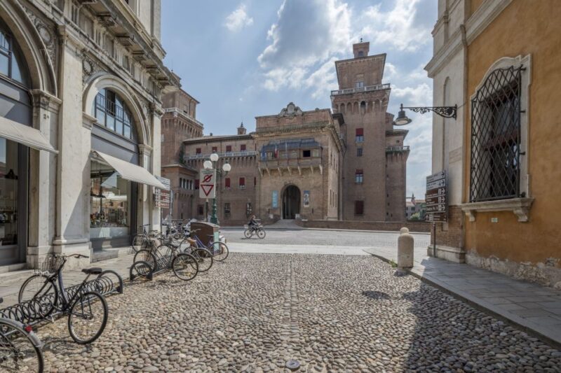 Ferrara: City Highlights Walking Tour with Local Guide - Starting at the Estense Castle Courtyard