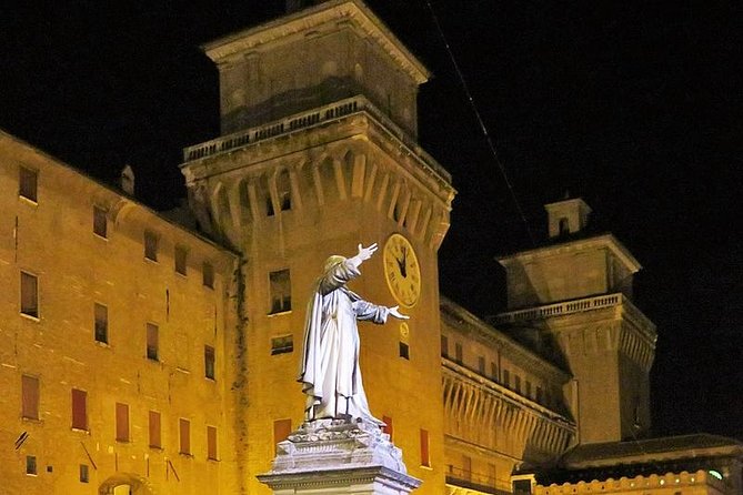 Ferrara Highlights Private Tour by Night - Walking Through the Historic Via delle Volte