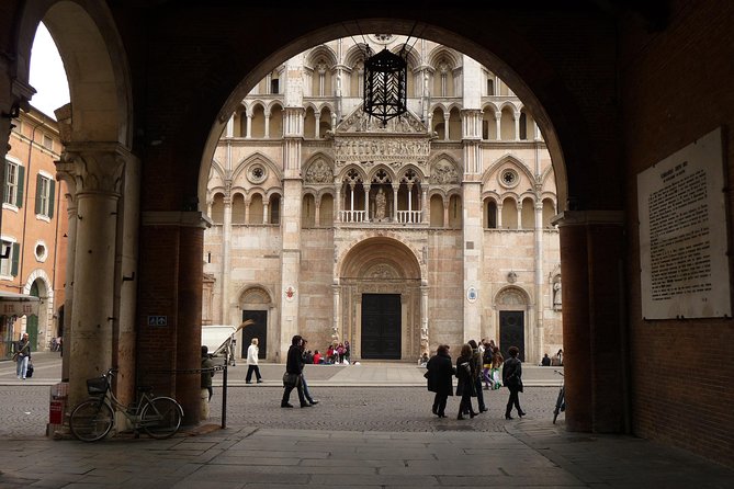 Ferrara Private Walking Tour - Tips for a Comfortable and Enjoyable Tour