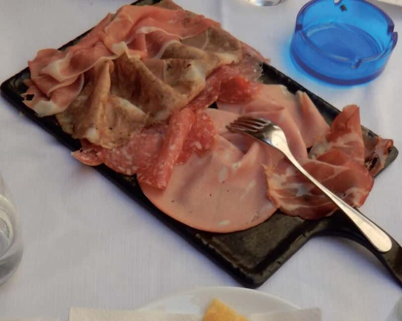 Ferrara: Walking Tour, Highlights and Food Tastings - Key Points