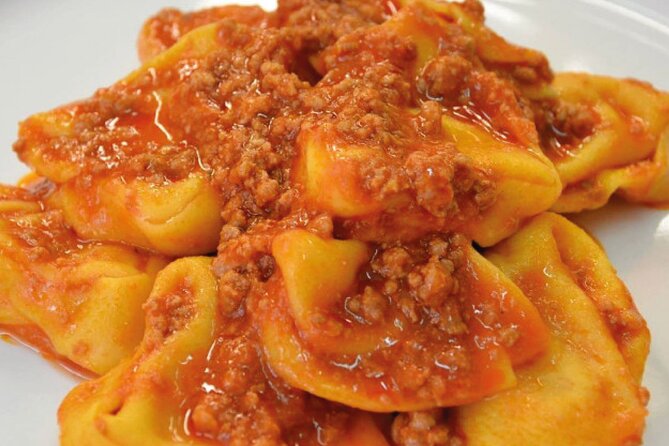 Ferrara Walking Tour with Audio and Written Guide - The Cultural Charm of Rotonda Foschini and Corso Ercole I d’Este