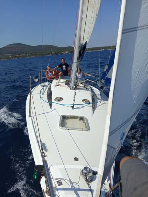 Fertilia: Sunset Sail with a Sardinian Aperitif - Views of Alghero and Fertilias Coastal Heritage