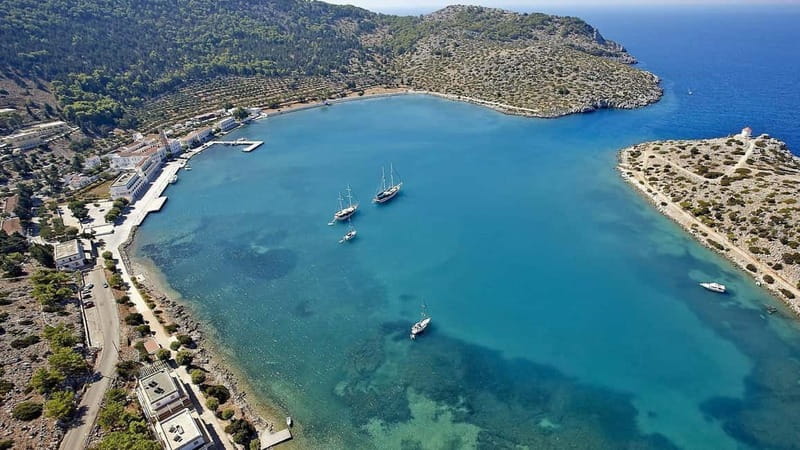 Fethiye: 12 Islands Boat Tour with Lunch and Hotel Transfer - The Unique Ruins of Tersane Island
