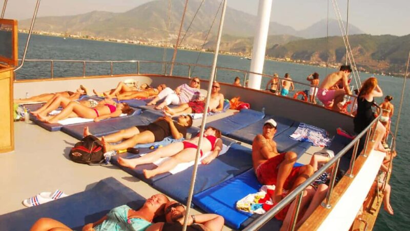 Fethiye: 12 Islands Boat Tour with Lunch and Snorkeling - Highlights of the Fethiye: 12 Islands Boat Tour with Lunch and Snorkeling