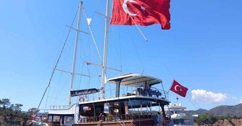 Fethiye: Islands Boat Trip with Lunch and Hotel Transfer - Discover the Beauty of Fethiye’s Islands on a Comfortable Boat Trip