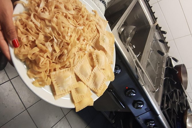 Fettuccine Alfredo and Ravioli Class with Grandma's Recipe - Small-Group Pasta Workshop in Naples with Expert Chefs