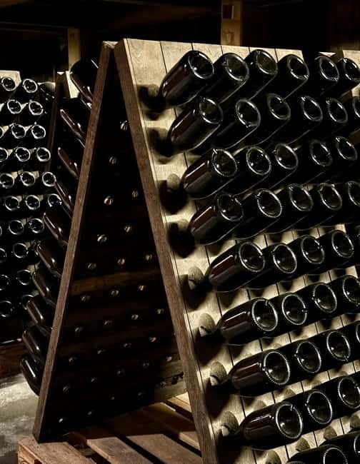 Feudi di San Gregorio: Wine Tasting Experience - Location and Accessibility