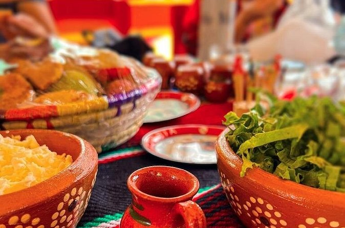 Fiesta on a Trajinera, Tacos, Drinks and Visit Coyoacan - What Sets This Tour Apart in Mexico City
