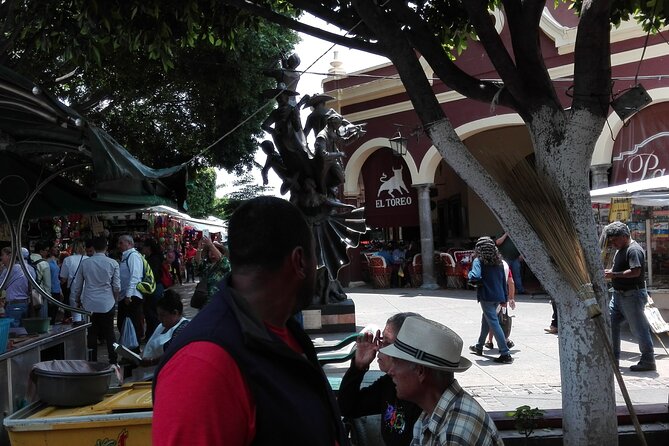 Fiesta Tlaquepaque a Cultural Journey and Magic Town - Starting Point at the Guadalajara Cathedral