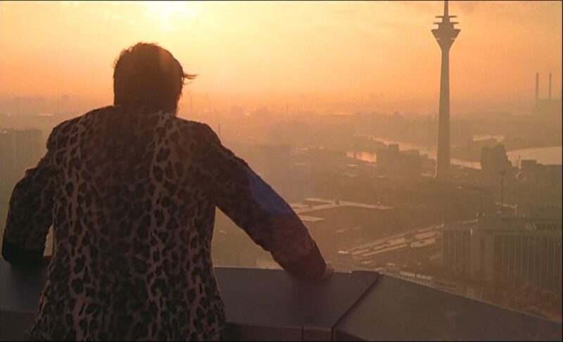 Filmtour Düsseldorf: From Hollywood to Netflix - Exploring the Old Town Hall and the Düsseldorf Film Museum