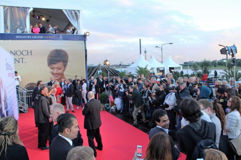 Filmtour Düsseldorf: From Hollywood to Netflix - Practical Details and Accessibility of the Tour