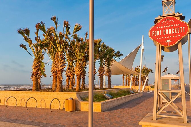 Finding Poseidon's Trident Scavenger Hunt - Starting Point at Fort Crockett Park in Galveston