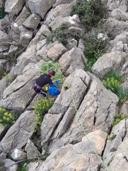 Finestrat (Alicante): Long route climbing in Puig Campana - Climbing Experience Level and Requirements