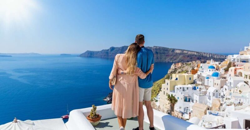 Fira: Traditional Villages Guided Day Trip with Oia Sunset - Key Points