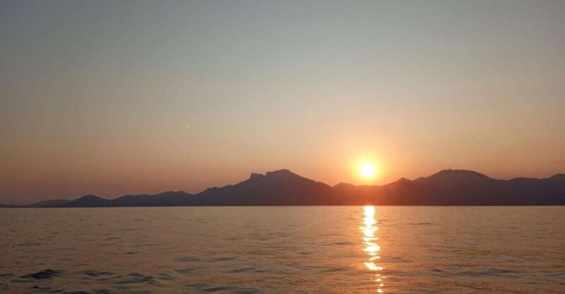 Firework Evening on a Maxi Catamaran from Saint Tropez - Food and Drinks: Aperitifs, Meal, and Champagne