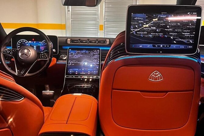 First Class Business Sedan Airport Transfer Services in Istanbul - Key Points