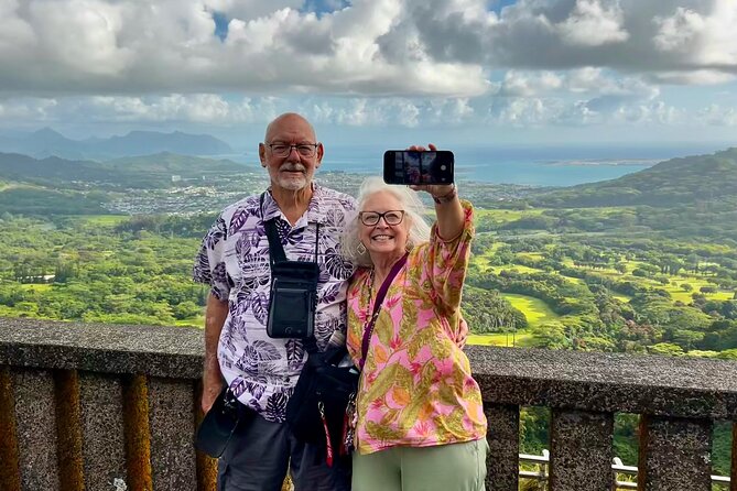 First Day Must: Oahu Sunrise & Circle Island Adventure - Witnessing the Power of the Banzai Pipeline