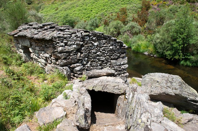 Fisgas de Ermelo Trail - Visiting the Fisgas de Ermelo Waterfalls