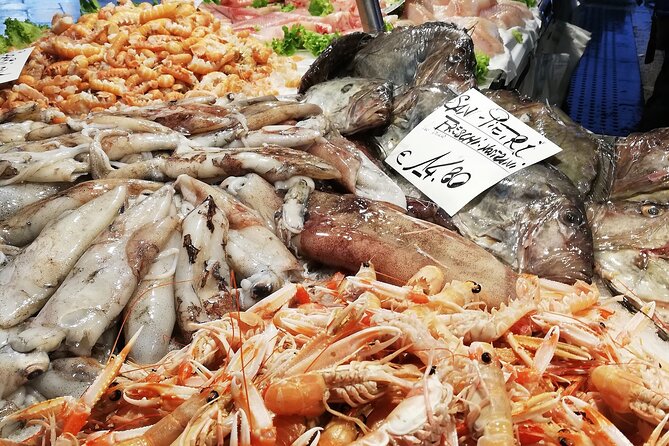 Fish Shopping in Rialto and Home Cooking in Murano - Murano’s Home Kitchen: An Atmospheric Setting for Cooking