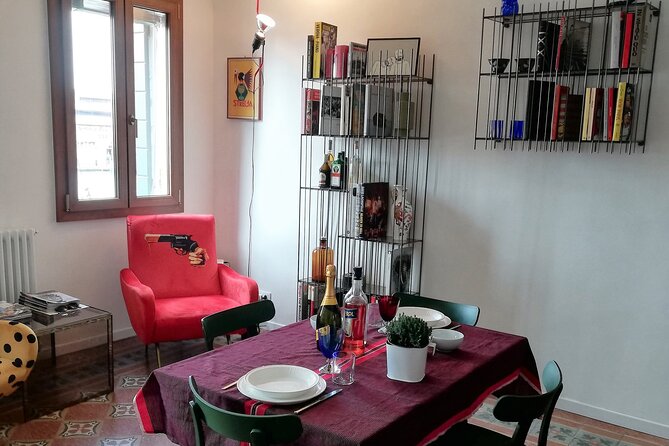 Fish Shopping in Rialto and Home Cooking in Murano - Who Will Appreciate This Tour Most?